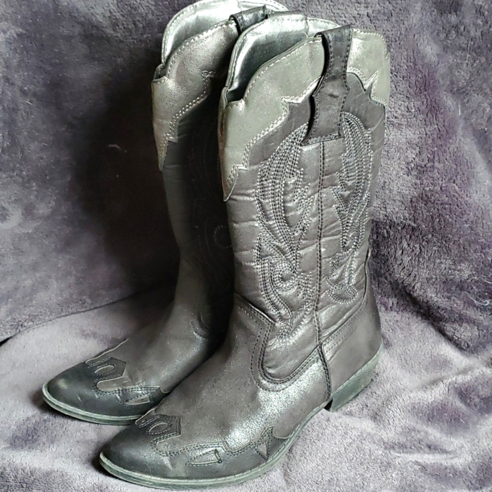 Coconuts boots